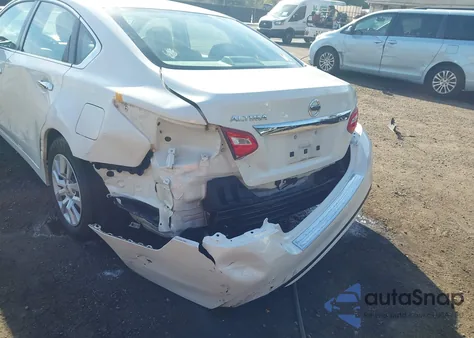 2016 Nissan Altima 2.5 S z USA, uszkodzony, nr VIN 1N4AL3AP5GC278657